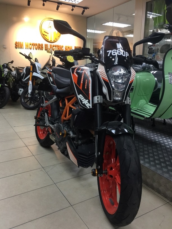 Used KTM Duke 390 (ABS)